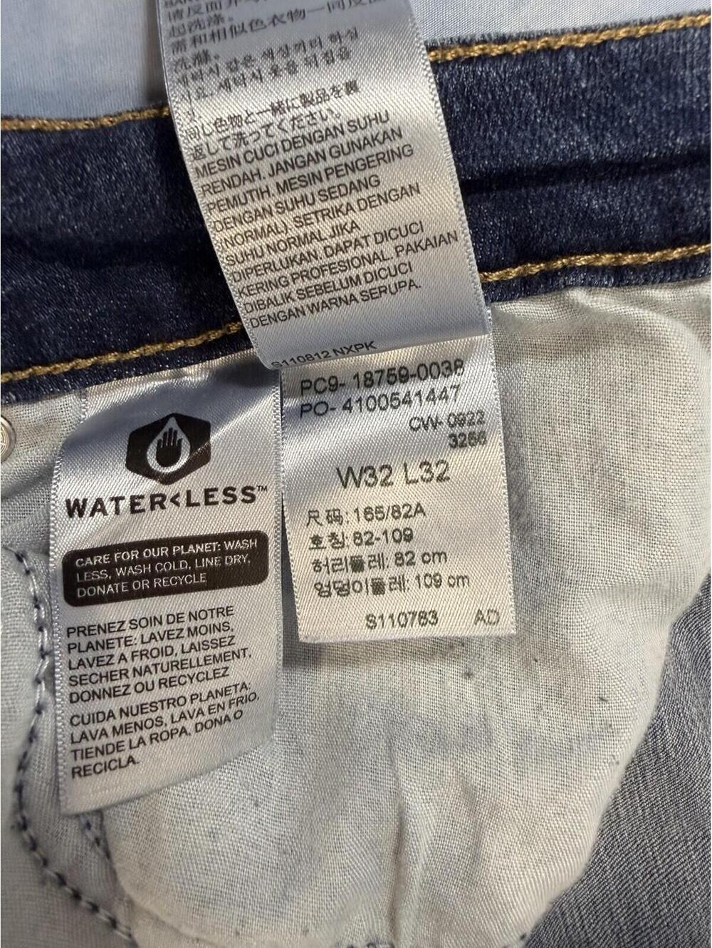Levis 725 High Rise Bootcut Jeans 32 Women's Dark Blue Wash Size 32 - Picture 10 of 16